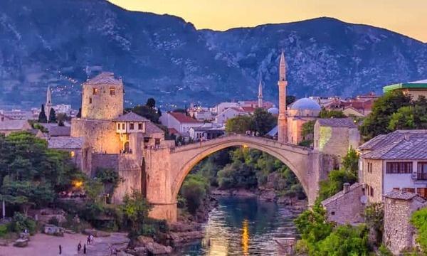 Destinations, vols et billets d’avion pas chers Bastia Poretta (BIA) - Sarajevo Butmir International (SJJ) | A vol d'oiseau.fr