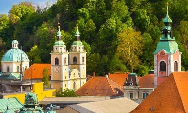 Destinations, vols et billets d’avion pas chers Bastia Poretta (BIA) - Ljubljana Jože Pučnik (LJU) | A vol d'oiseau.fr
