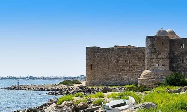 Destinations, vols et billets d’avion pas chers La Rochelle Île de Ré (LRH) - Djerba Zarzis (DJE) | A vol d'oiseau.fr