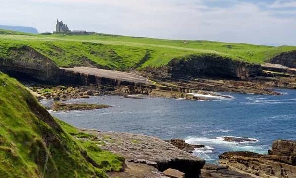 Destinations, vols et billets d’avion pas chers au départ de Bergerac (EGC) vers l'Irlande | A vol d'oiseau.fr