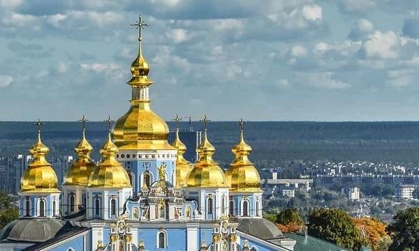 Destinations, vols et billets d’avion pas chers au départ de Bergerac (EGC) vers l'Ukraine | A vol d'oiseau.fr