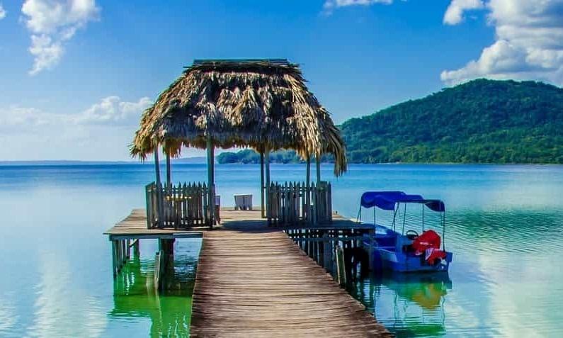 Destinations, vols et billets d’avion pas chers au départ de Limoges (LIG) vers le Belize | A vol d'oiseau.fr