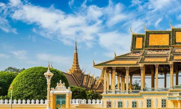 Destinations, vols et billets d’avion pas chers Pau Pyrénées (PUF) - Phnom Penh International (PNH) | A vol d'oiseau.fr
