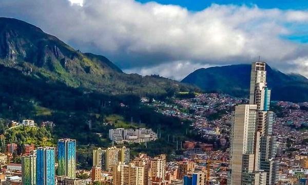 Destinations, vols et billets d’avion pas chers Carcassonne Sud de France (CCF) - Bogota El Dorado (BOG) | A vol d'oiseau.fr