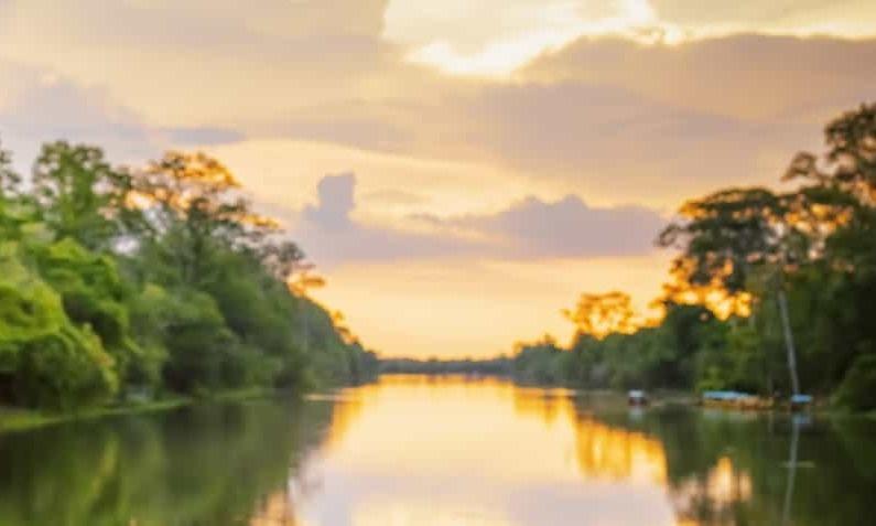 Destinations, vols et billets d’avion pas chers au départ de Tarbes Lourdes (LDE) vers le Cambodge | A vol d'oiseau.fr