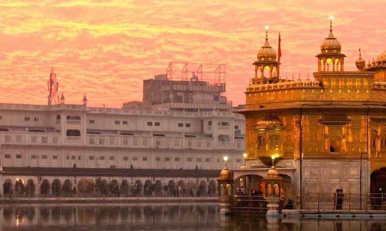 Destinations, vols et billets d’avion pas chers au départ de Tarbes Lourdes (LDE) vers l'Inde | A vol d'oiseau.fr