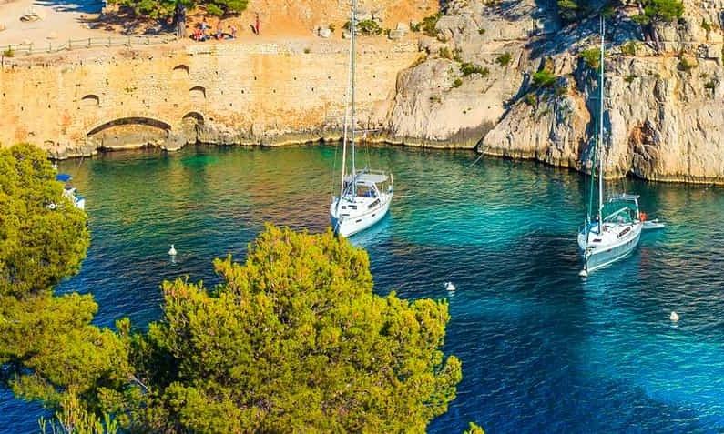 Destinations, vols et billets d’avion pas chers Tarbes Lourdes Pyrénées (LDE) - Marseille Provence (MRS) | A vol d'oiseau.fr