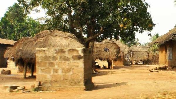 Destinations, vols et billets d’avion pas chers Béziers Cap d'Agde (BZR) - Lomé Gnassingbé-Eyadema (LFW) | A vol d'oiseau.fr