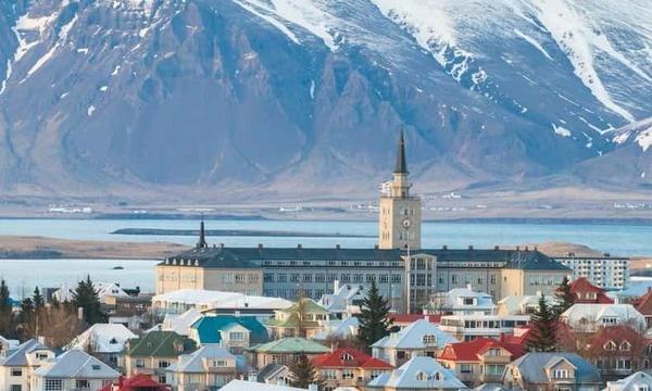 Destinations, vols et billets d’avion pas chers Perpignan Sud de France (PGF) - Reykjavik Keflavík (KEF) | A vol d'oiseau.fr