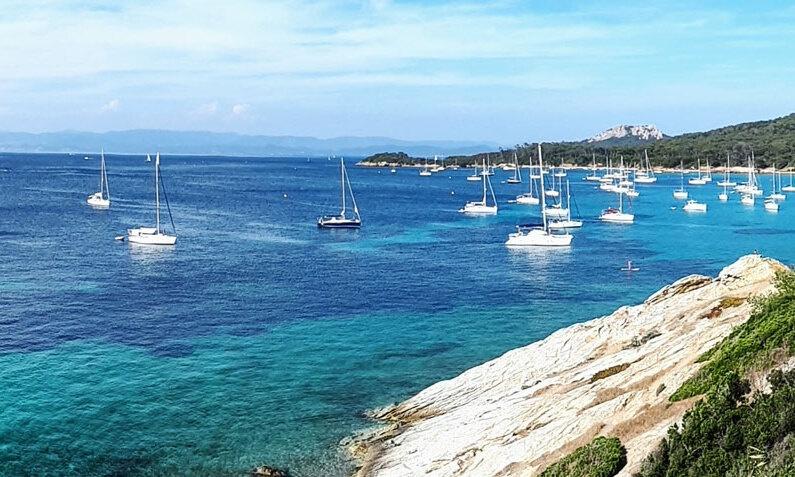 Destinations, vols et billets d’avion pas chers Perpignan (PGF) - Var (83) | A vol d'oiseau.fr