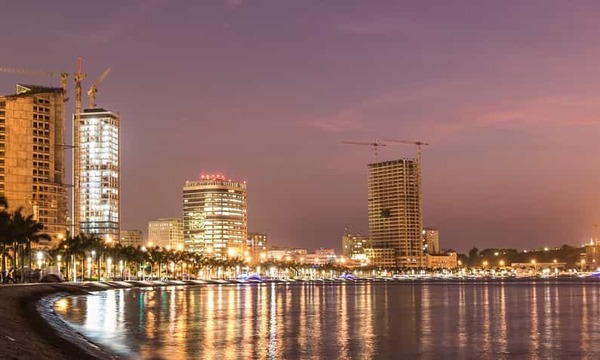 Destinations, vols et billets d’avion pas chers Nice Côte d'Azur (NCE) - Luanda Quatro de Fevereiro (LAD) | A vol d'oiseau.fr