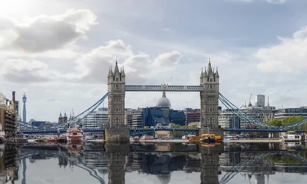 Destinations, vols et billets d’avion pas chers Nice Côte d'Azur (NCE) - Londres Luton (LTN) | A vol d'oiseau.fr