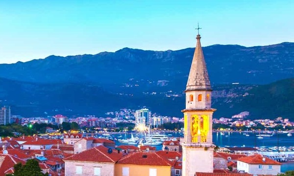 Destinations, vols et billets d’avion pas chers Toulon Hyères (TLN) - Podgorica (TGD) | A vol d'oiseau.fr